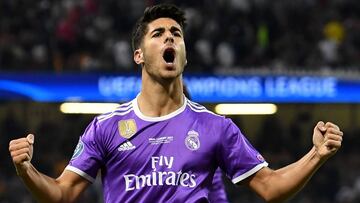 Asensio celebra su gol en Cardiff.