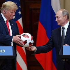 Un balón del Mundial que Putin regaló a Trump desconcierta al Servicio Secreto de EE.UU.