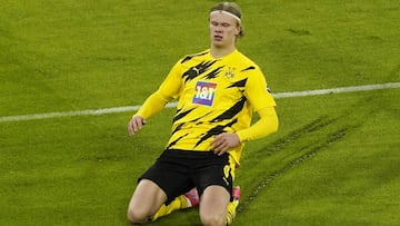 Soccer Football - Bundesliga - Bayern Munich v Borussia Dortmund - Allianz Arena, Munich, Germany - March 6, 2021 Borussia Dortmund&#039;s Erling Braut Haaland celebrates scoring their first goal Pool via REUTERS/Guenter Schiffmann DFL regulations prohibi