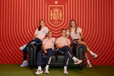 Misa es la 1, Athenea recupera el 10