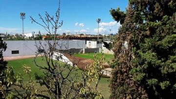 El viento hace estragos en la ciudad deportiva del Valencia