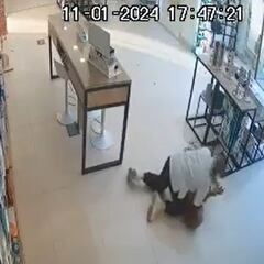 Una auxiliar de farmacia evita un robo haciendo un ‘mataleón’ al ladrón durante 10 minutos