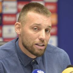 Michu presenta su dimisión como secretario técnico del Oviedo