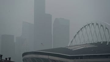 Air Now, portal oficial de la Agencia de Protecci&oacute;n Ambiental (EPA), marca la calidad del aire en Seattle est&aacute; en 148. La NFL indica que arriba de 200 amerita suspensi&oacute;n.