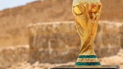 El trofeo de la Copa Mundial de la FIFA en gira por Bahréin.