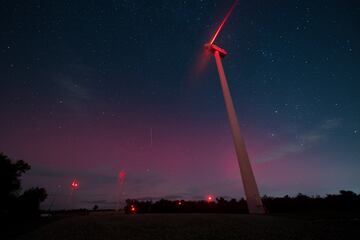 Una aurora boreal desde el observatorio astronómico de Pujalt, el 11 de octubre de 2024 en Pujalt, Barcelona, ​​Cataluña, España.