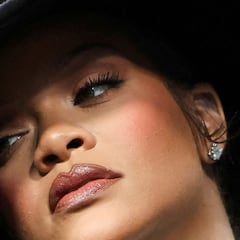 Still waiting on the album, but Rihanna is dropping a new song this week for the first time in 3 years: Here’s what we know