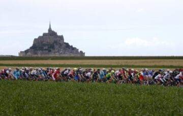 Stage 1 between Mont Saint Michel and Utah Beach.