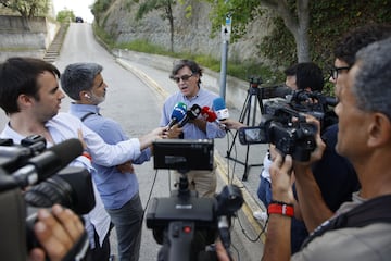 El abogado del exconcursante de 'Gran Hermano' Carlos Navarro 'El Yoyas', Esteban Goméz Rovira, atiende a los medios tras visitar a su defendido, en el Centro Penitenciario Brians, Kike Rincón / Europa Press 26/06/2024