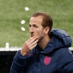Guardiola reiterates Kane interest and says Silva wants to leave