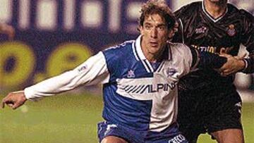 <b>BUSCA EQUIPO</b>. Téllez quiere dejar el Alavés e irse a Inglaterra.