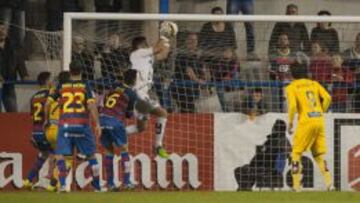 Llagostera - Alcorcón.