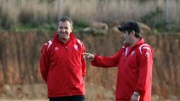 <b>DEBUT. </b>José Carlos Granero volverá a sentarse en el banquillo del Alicante tras ser destituido hace casi tres meses.