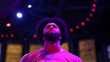 LOS ANGELES, CALIFORNIA - NOVEMBER 12: Anthony Davis #3 of the Los Angeles Lakers looks on during the national anthem before the game against the Portland Trail Blazers at Crypto.com Arena on November 12, 2023 in Los Angeles, California. NOTE TO USER: User expressly acknowledges and agrees that, by downloading and or using this photograph, User is consenting to the terms and conditions of the Getty Images License Agreement.   Meg Oliphant/Getty Images/AFP (Photo by Meg Oliphant / GETTY IMAGES NORTH AMERICA / Getty Images via AFP)