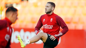 27/11/23 ENTRENAMIENTO GRANADA 
SHON WEISSMAN