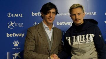 El Alavés presenta al jugador serbio Ljubomir Fejsa