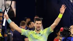 El tenista serbio Novak Djokovic celebra su victoria ante Hubert Hurkacz en el Dubai Duty Free Tennis Championship.