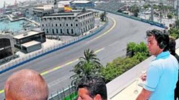 <b>PRIVILEGIADOS. </b>Disfrutar de la F-1 desde el interior de una piscina está al alcance de unos pocos.