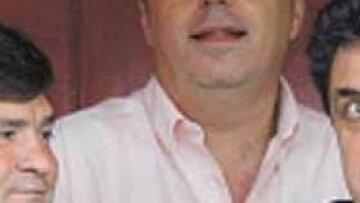 <b>SUFRIÓ.</B> Camacho lo vio junto a García Remón y Azkargorta.