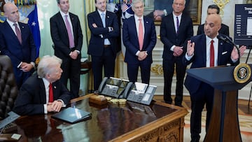 Ejecutivo farmacéutico colapsa frente a Trump en la Casa Blanca