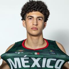 Karim López firma con Adidas