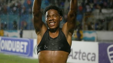 Con un tanto agónico, el joven Moncada evitó la caída del Olimpia y frustró la noche soñada de John Kleber, figura del Motagua.