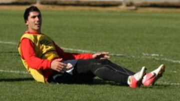 OFERTAS. Reyes no quiere moverse de Sevilla, pero saldrá si el club recibe una buena oferta.