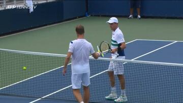 Bautista se venga de Gasquet y Carreño se derrumba