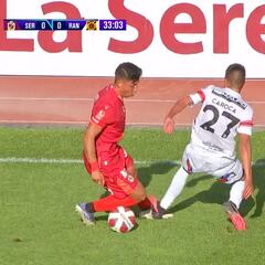 La brutal patada que remece a la B: ¡increíble imagen!