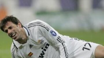 <b>REAL MADRID </b>Ruud Van Nistelrooy.
