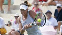 Muguruza gana en su estreno en dobles en Birmingham