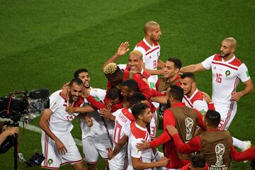 0-1. Khalid Boutaib celebró el primer gol.