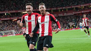 Muniain con Unai López celebrando un gol al Espanyol.