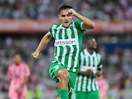 MEDELLIN, COLOMBIA - JANUARY 31: Juan Manuel Rengifo of Atletico Nacional celebrates after scoring the first goal of his team during a friendly match between Atlético Nacional and Inter Miami at Estadio Atanasio Girardot on January 31, 2026 in Medellin, Colombia. (Photo by Gabriel Aponte/Getty Images)