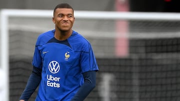 Mbappé, durante un entrenamiento con Francia.