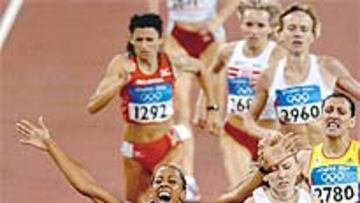 <b>VETERANA DE ORO. </b>A sus 34 años, la londinense Kelly Holmes alcanzó la gloria y ganó el 1.500.