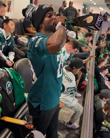 El actor, fantico de los Philadelphia Eagles, disfrut de la victoria de su equipo en la SuperBowl.