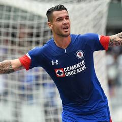 Cruz Azul marcha con paso perfecto en el Estadio Azteca