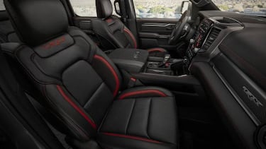 Ram 1500 TRX 2021 es la pickup más poderosa y rápida del mundo