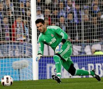 Defendi車 la porter赤a del Real Madrid de 2010 a 2013.