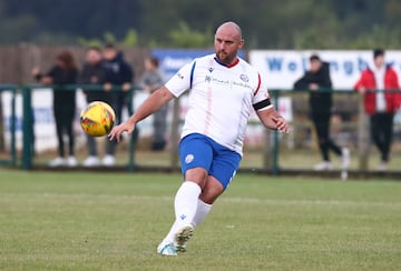 Su conjunto actualmente se encuentra jugando en la National League North, campeonato inglés de Non-league football desarrollado por la National League. El campeonato se clasifica en el nivel 6 del Sistema piramidal inglés.
