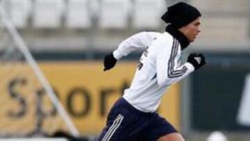 Cristiano Ronaldo regres&oacute; a los entrenamientos con el Madrid.