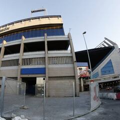 El Vicente Calderón se venderá antes de final de curso