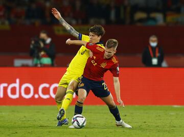 Dani Olmo y Victor Lindelöf.