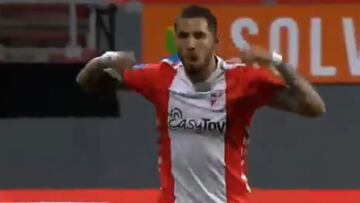 ¡Va sobrado de calidad! El golazo de Sergio Peña con el Emmen