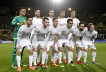 El once inicial del Real Madrid. De pie: Keylor Navas, Sergio Ramos, Pepe, Casemiro, Cristiano Ronaldo. Agachados: Isco, Bale, Lucas Vázquz, Arbeloa, Carvajal y Modric.