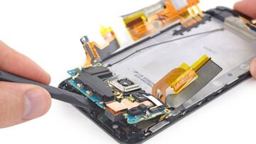 ?Qué smartphone de 2016 es el más fácil de reparar?
