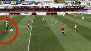 La acción que calentó el derbi: el Atleti marcó el 2-2 con dos futbolistas tendidos en el suelo