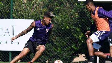 Jorge Carrascal durante un entrenamiento con River Plate.