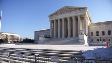 Supreme Court Stephan Breyer expected to retire from the court, giving President Biden an opportunity to nominate a justice to maintain the current balance